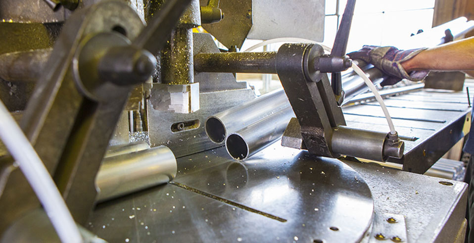 Tubular aluminium components